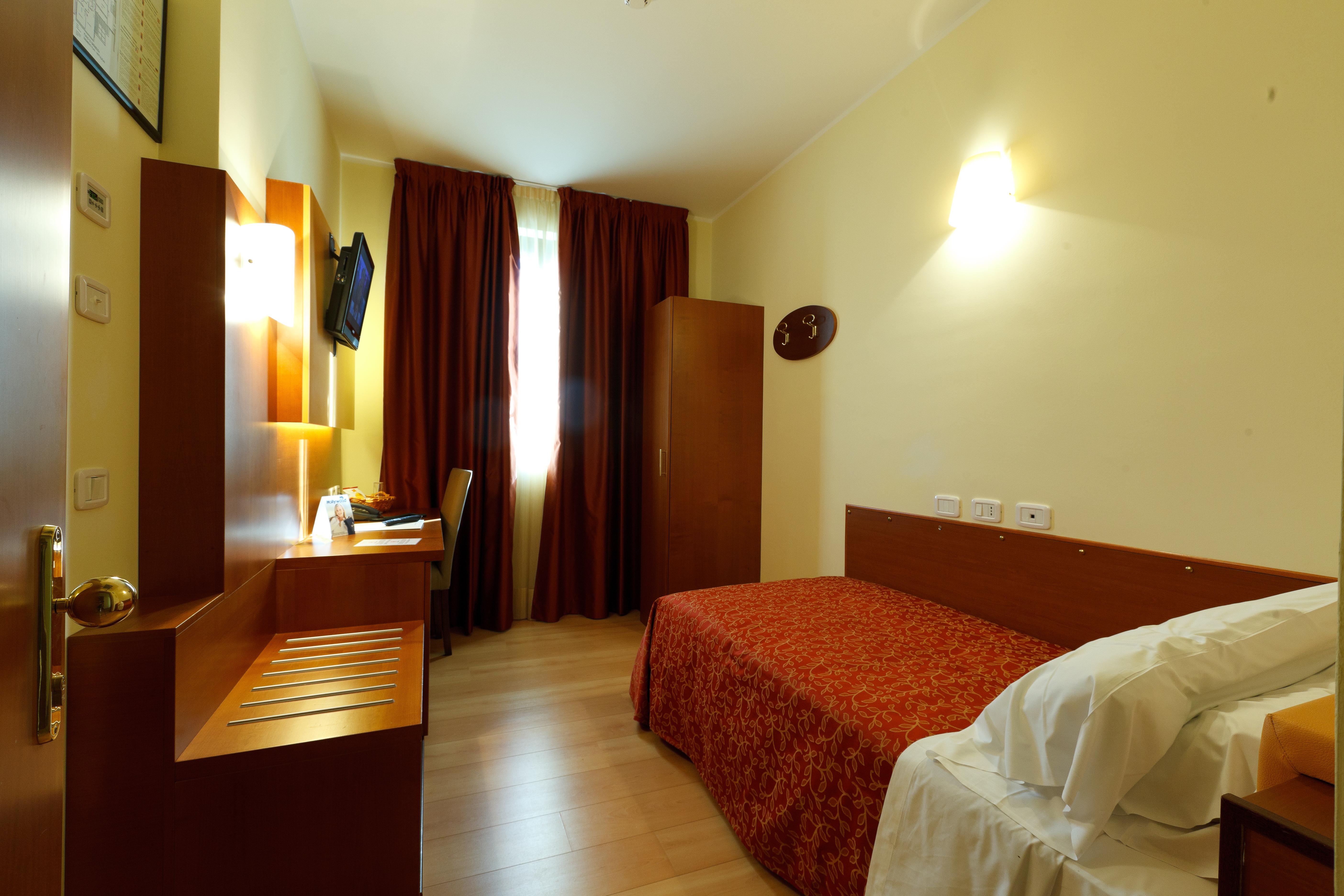 Hotel Villa Delle Rose - Malpensa Oleggio Buitenkant foto