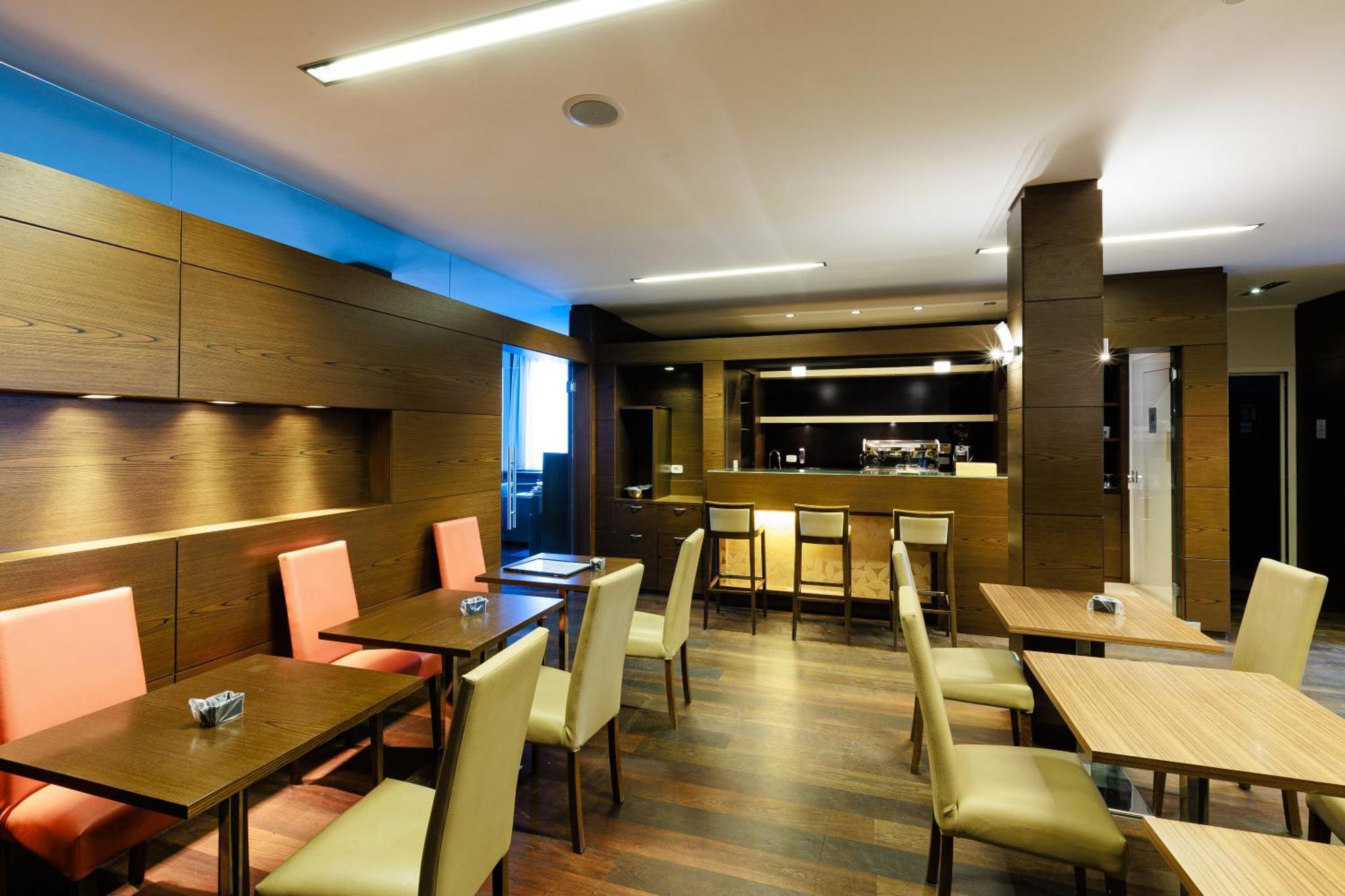 Hotel Villa Delle Rose - Malpensa Oleggio Buitenkant foto