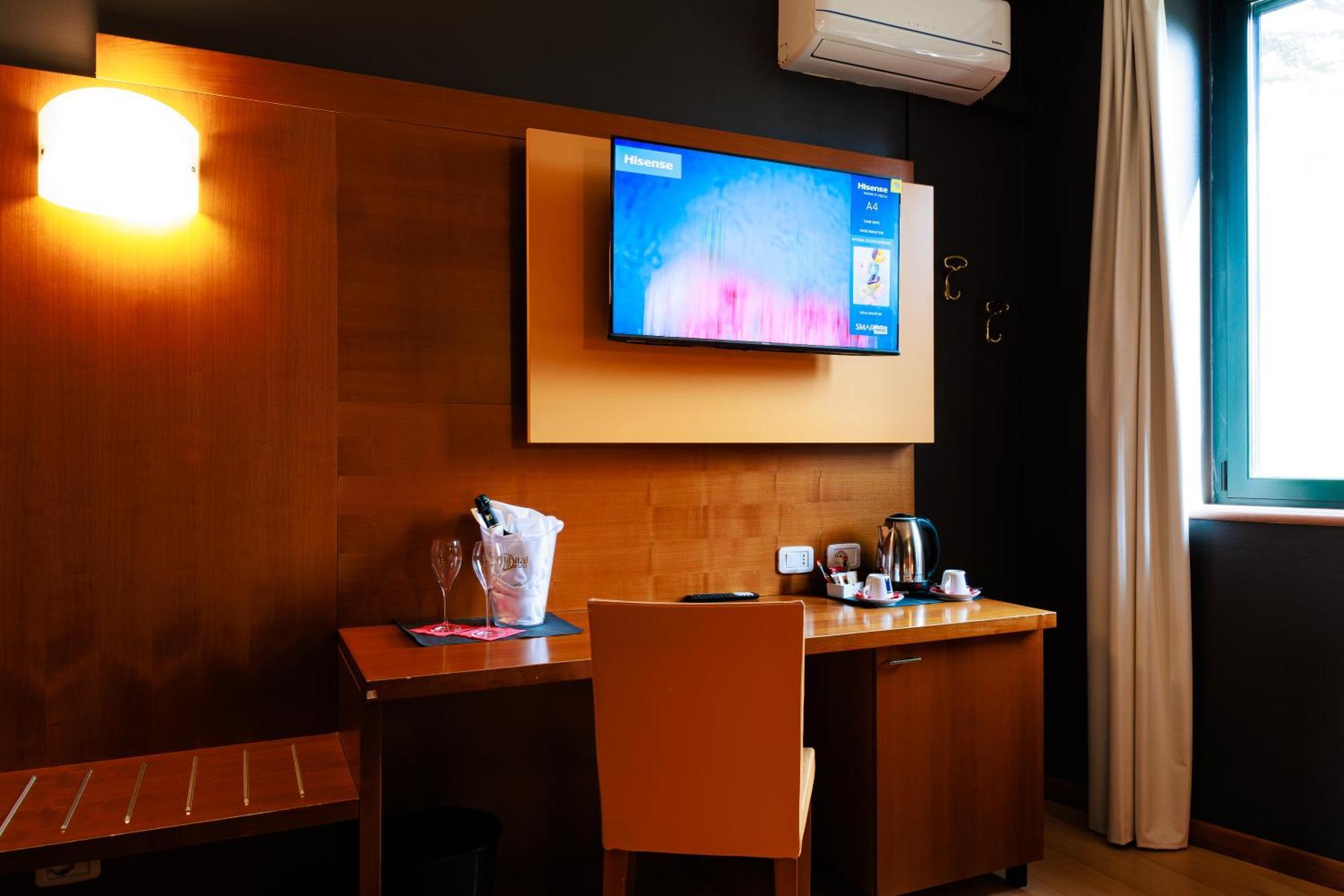 Hotel Villa Delle Rose - Malpensa Oleggio Buitenkant foto