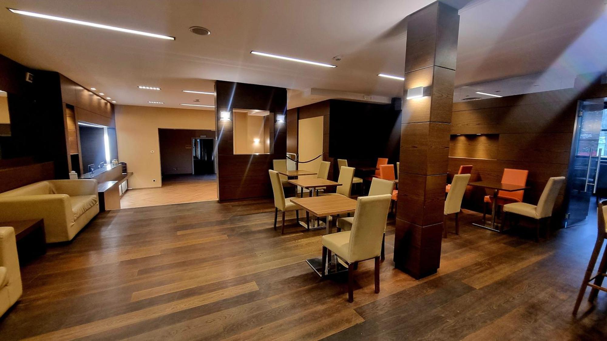 Hotel Villa Delle Rose - Malpensa Oleggio Buitenkant foto